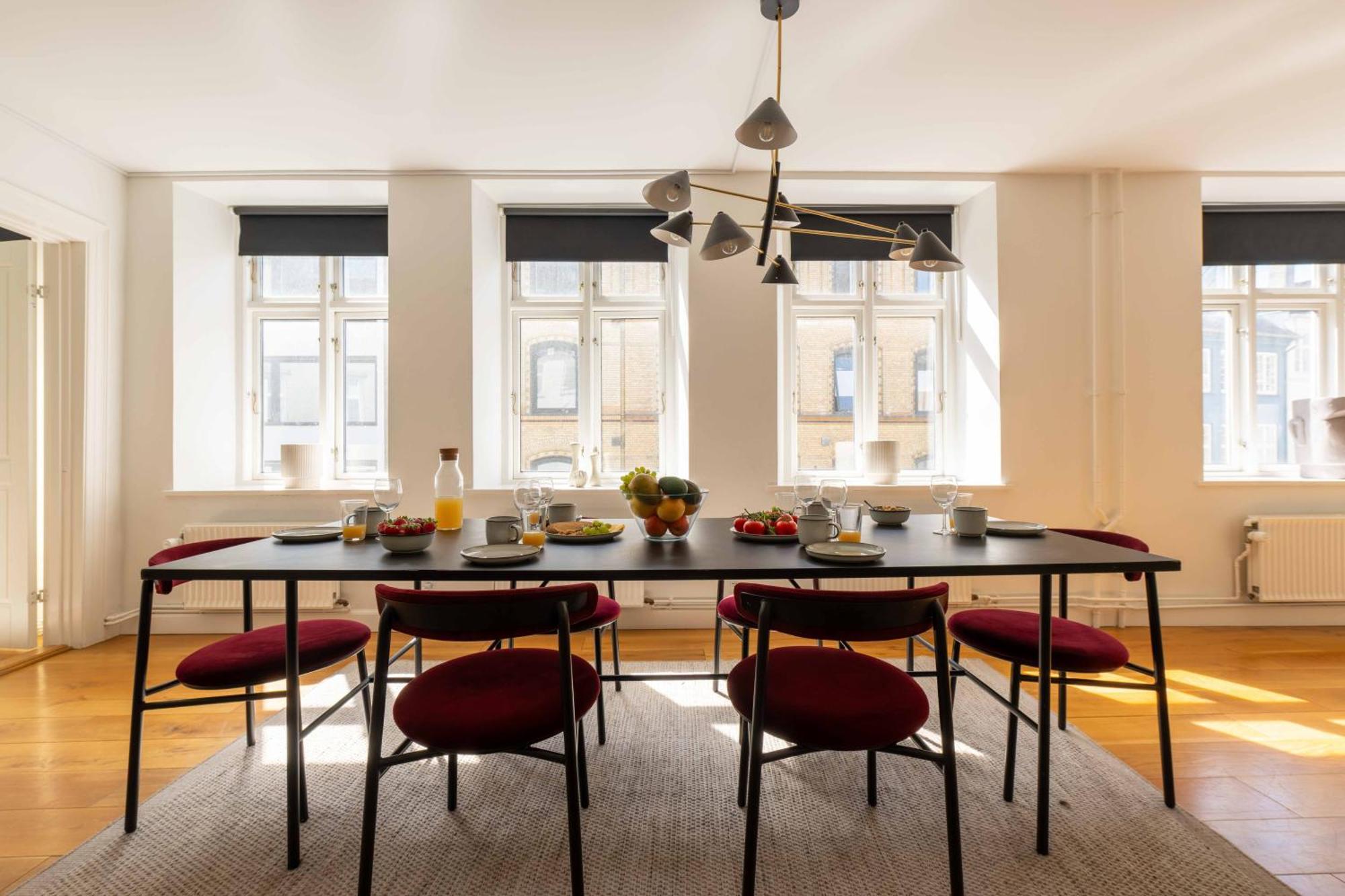 Perfect 3 Bedroom Apartment In The Heart Of Cph Köpenhamn Exteriör bild